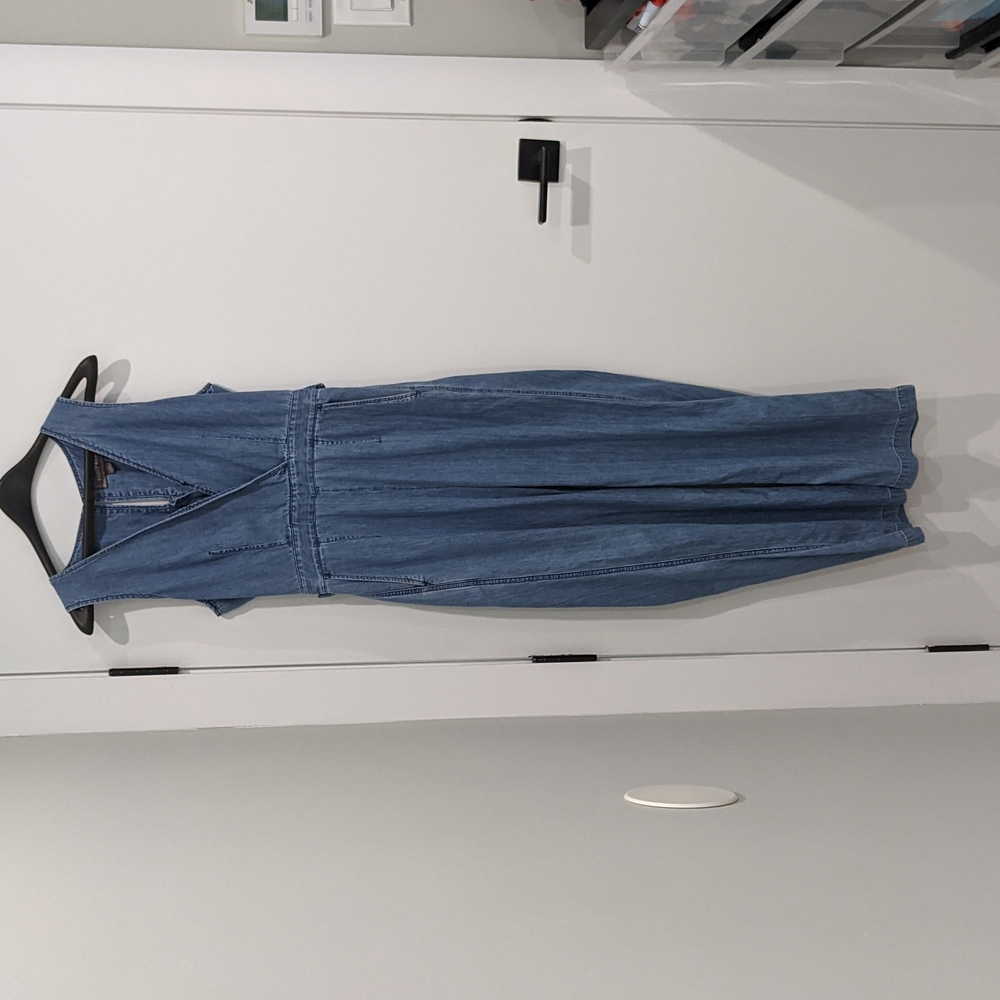 *SUMMER SALE* J Crew Point Sur Wide Legged Tailored Jumpsuit Size 2 - Picture 3 of 4
